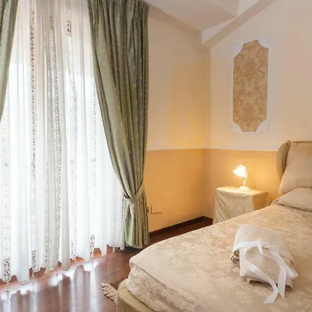 Synthesis Luxury Suites Vendégház Reggio di Calabria