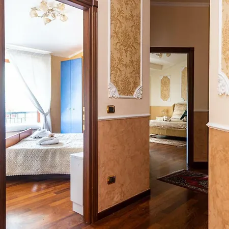 Synthesis Luxury Suites