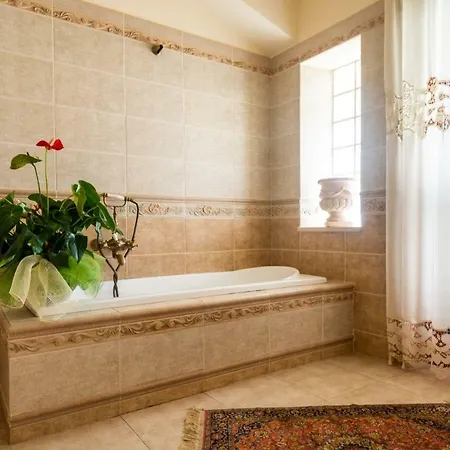 Synthesis Luxury Suites Vendégház